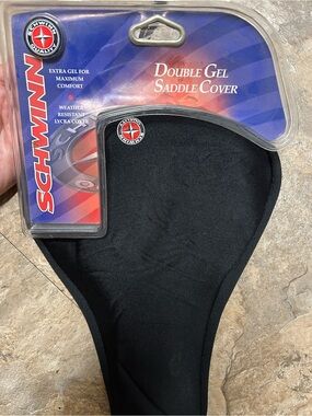 NWT Schwinn Black Double Gel Saddle Cover